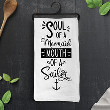 Charger l'image dans la galerie, Scrunchy Face Towel - Mouth of a Sailor
