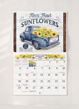 Charger l&#39;image dans la galerie, Farm to Table Folding Calendar 2026 (Item # 289866)

