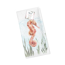 Charger l&#39;image dans la galerie, Hopper Studios Towel - Sebastian the Seahorse
