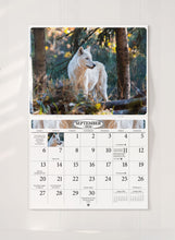 Charger l&#39;image dans la galerie, Wolves Folding Calendar 2026 (Item # 289543)
